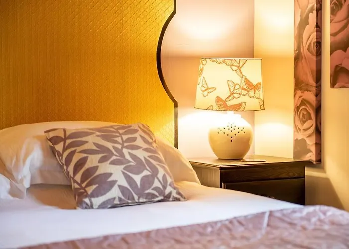 Harvest 13 - Yellowtop Country Park - Hot Tub - Yorkshire Villa