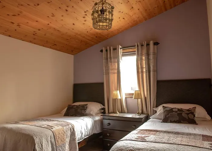 Harvest 13 - Yellowtop Country Park - Hot Tub - Yorkshire York